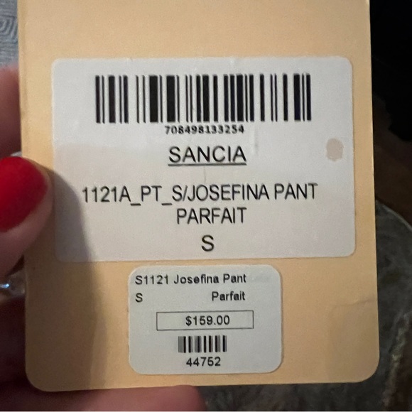 Sancia Josefina Pant - Picture 12 of 16